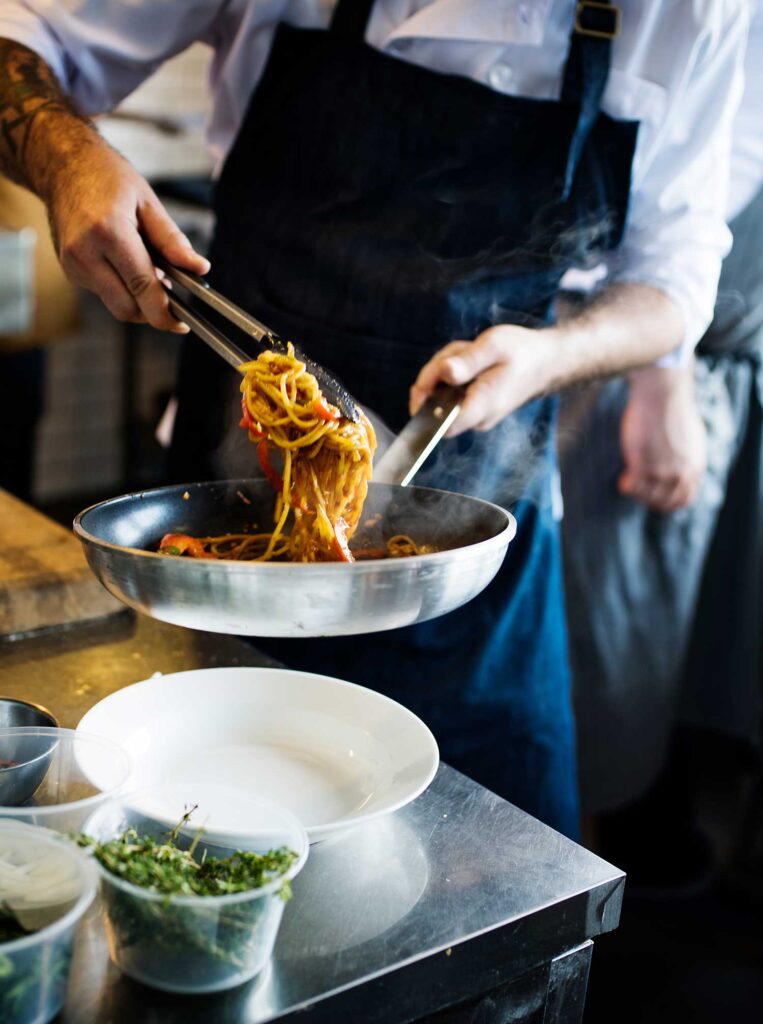 chef-cooking-spaghetti-kitchen chef-cooking-spaghetti-kitchen